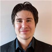 Psicólogo orientador escolar, con experiencia en diagnóstico y acompañamiento de estudiantes con TDAH